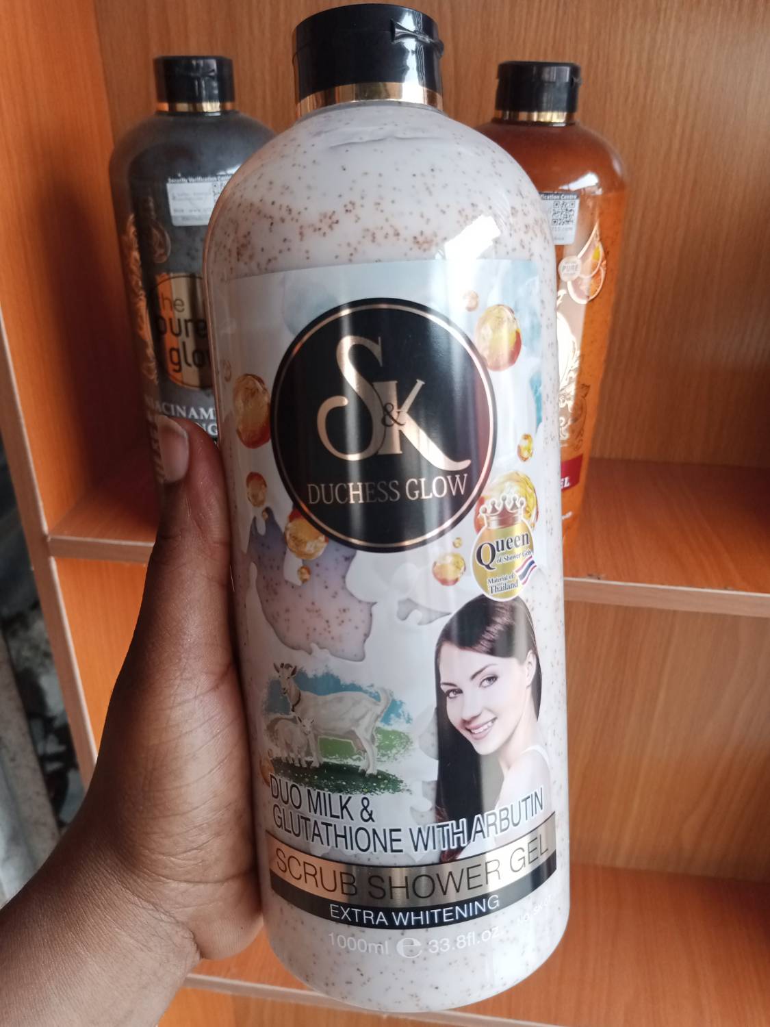 SK Duchess Duo Milk And Glutathione With Arbutin Lightening Shower Gel |  Golden B skincare - Catlog
